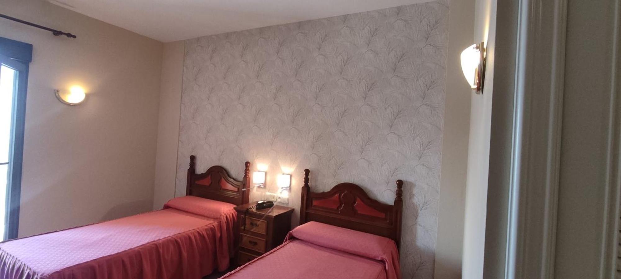 Hotel El Doncel Atarfe Ngoại thất bức ảnh